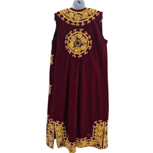 Vintage Uzbek Embroidered Velvet Vest | Mid 20th Century - Picture 2 of 3